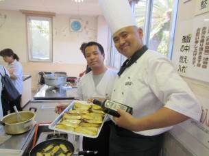 上天草市の飲食店さん向けオリーブ料理講習会でも、「ジャンボエリンギのオリーブオイル焼き」を御披露させて頂きました